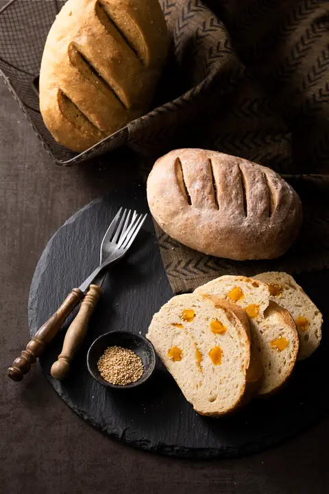 단호박 호밀빵 완성 사진