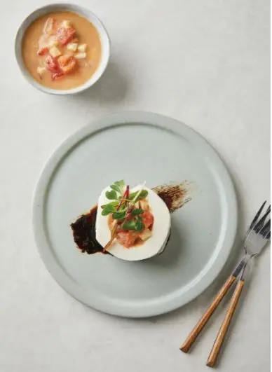 연두부 토마토 완성 사진