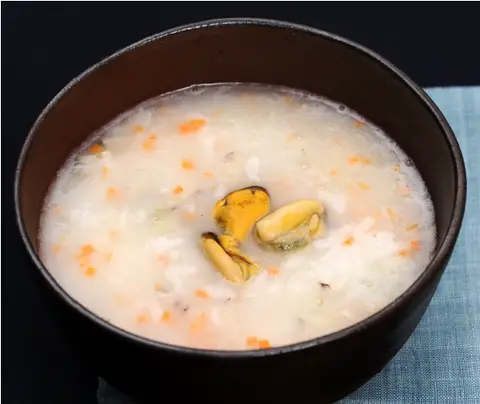 홍합죽 완성 사진